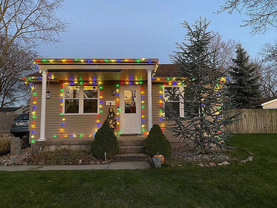 2nd image of 3614 Colby Ave SW