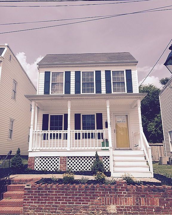 1st image of 212 E 16th St