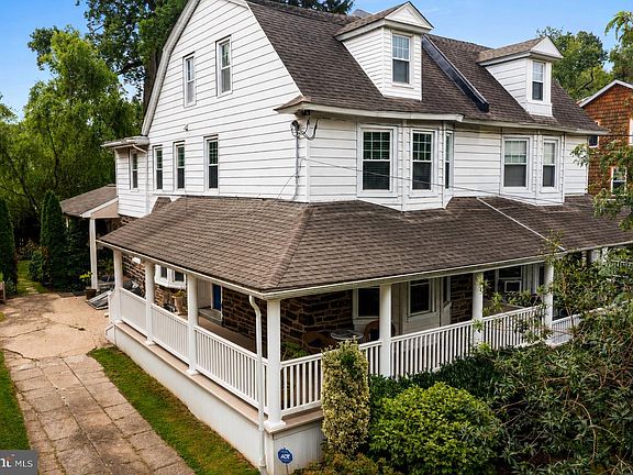 2nd image of 106 Woodside Ave