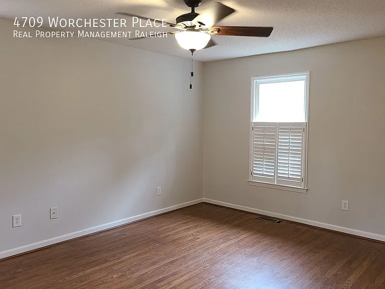 4709 Worchester Pl — Photo 10