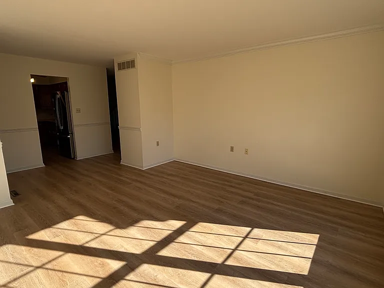 408 Tamarack Dr — Photo 10