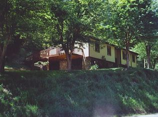 1620 Bend Of Ivy Rd, Marshall, NC 28753