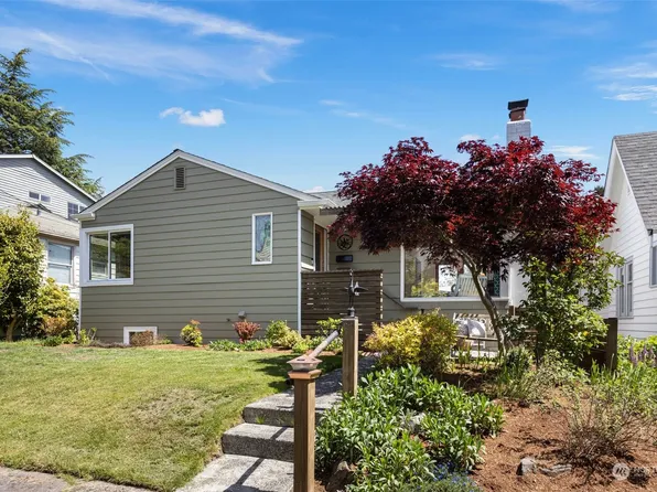 8216 19th Avenue NE, Seattle, WA 98115