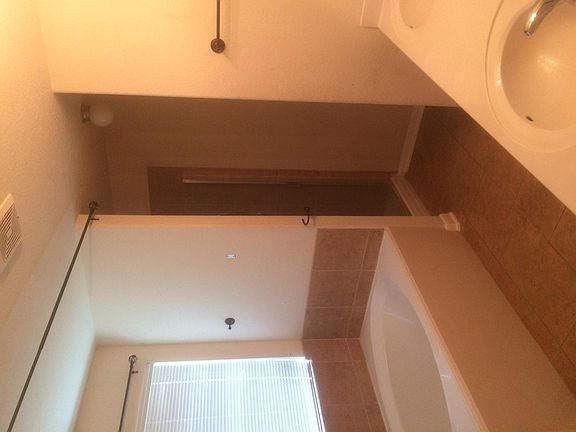 4th image of 7931 Brinson Ct