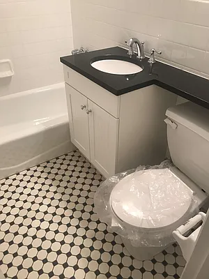 Rented by Metropolis Real Estate of Manhattan | media 12