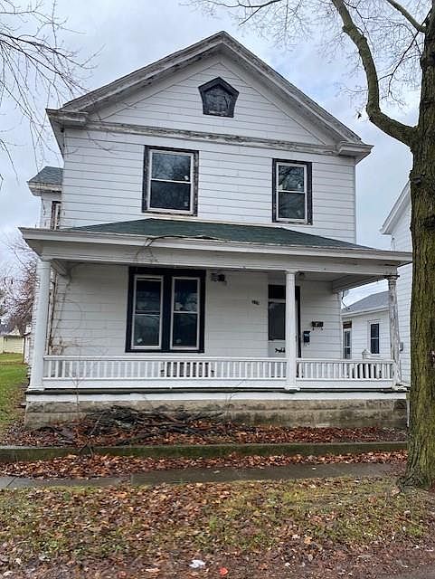 1st image of 529 E 5th St
