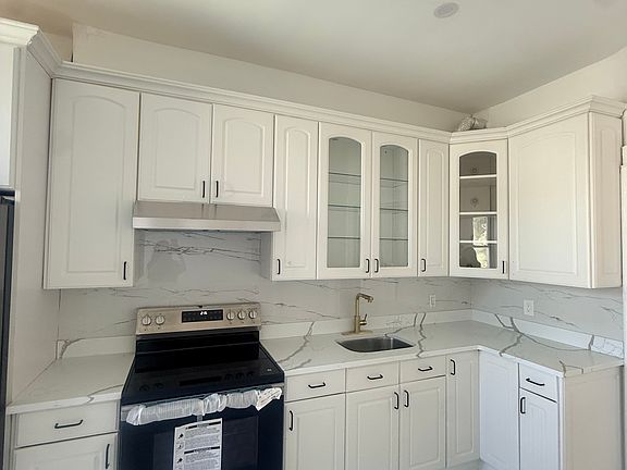 2nd image of 7509 61st St #2