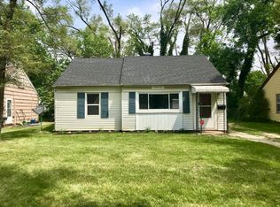 10450 Corning Ave, Oak Park, MI