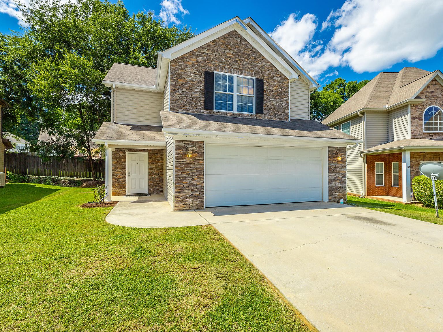 BALES⭐︎ 7138 Hollow Cedar Dr, Houston, TX 77049 | Zillow