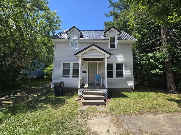 2nd image of 240 Palm Street