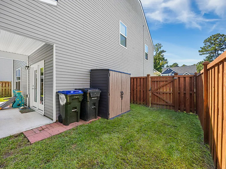 554 Wynfield Forest Dr — Photo 33