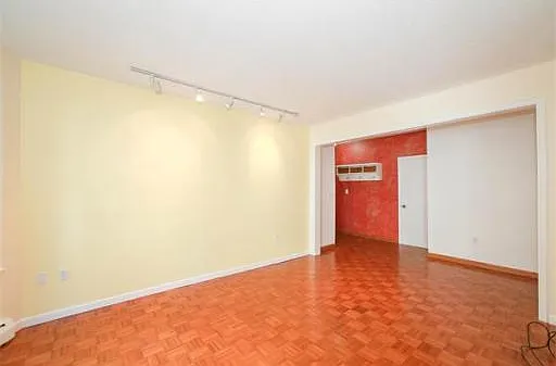 12 Prince St #2B — Photo 5