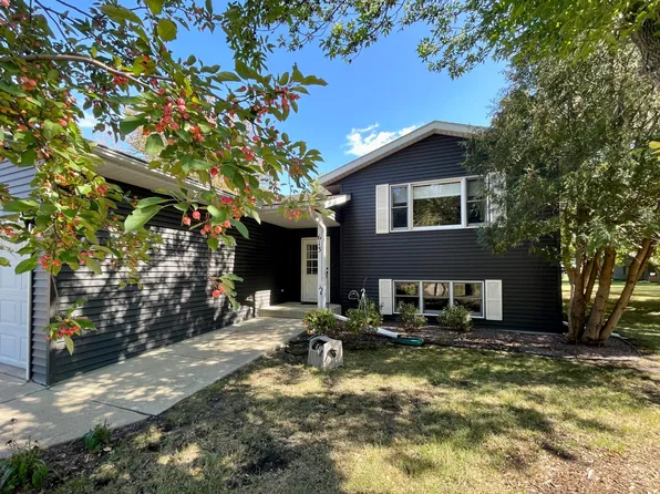 613 N Swain St, Redwood Falls, MN 56283