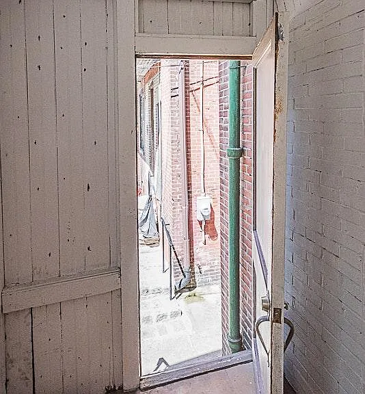 Rear shed and exit
