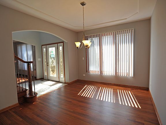 4th image of 6020 Warwick Dr