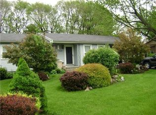 620 Fetzner Rd, Rochester, NY 14626