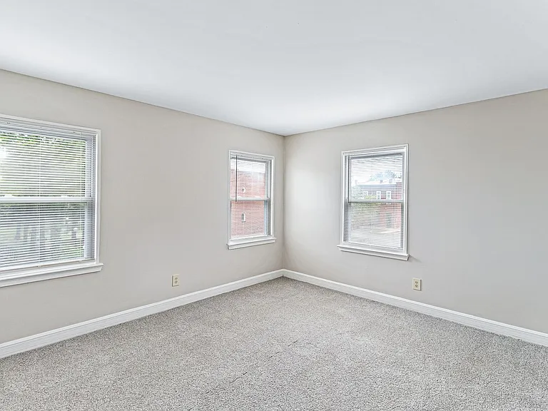 Station House Apartments — Photo 16