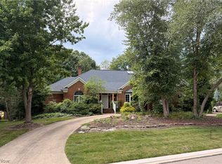 7629 Bucknell Cir NW, North Canton, OH 44720