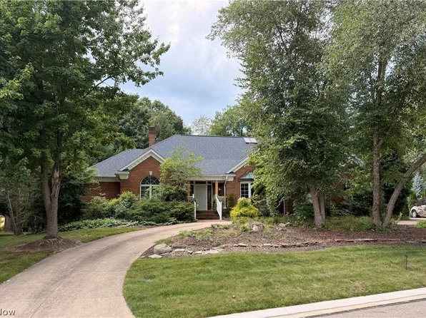 7629 Bucknell Cir NW, North Canton, OH 44720