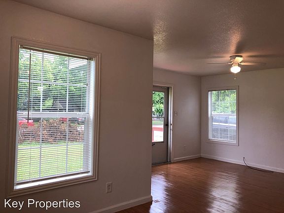 2nd image of 1459 Long Ave
