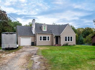 936 N Paddock Rd, Peoria, IL 61604