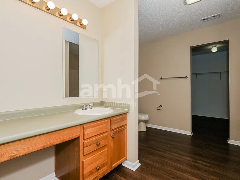 13912 Meadow Lake Dr — Photo 13