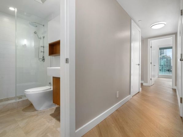2 bedroom rental in Vancouver — photo 12