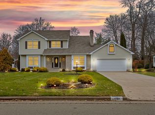 1081 Oakwood Dr, Alliance, OH