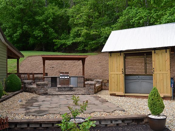 5th image of 3610 Collettsville Rd
