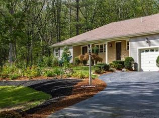 124 Hopkinton Rd, Upton, MA 01568