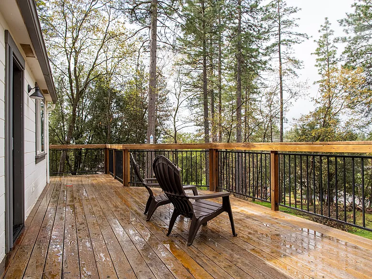 11690 Tabeaud Rd — Photo 2