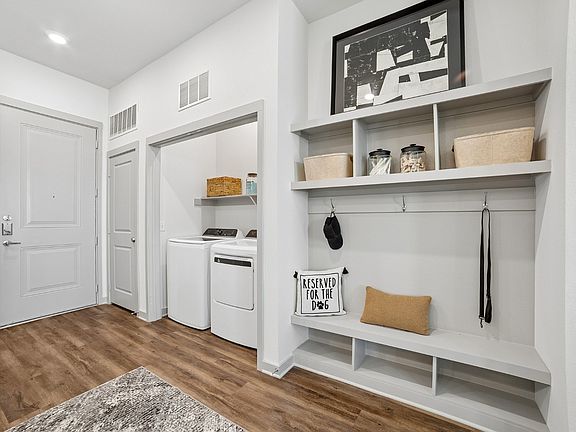 3rd image of 1000 Persimmon Dr #4404
