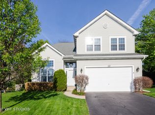 527 Springwood Ave, East Dundee, IL 60118