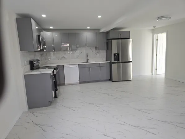 1112 Kamaile St #B, Honolulu, HI 96814