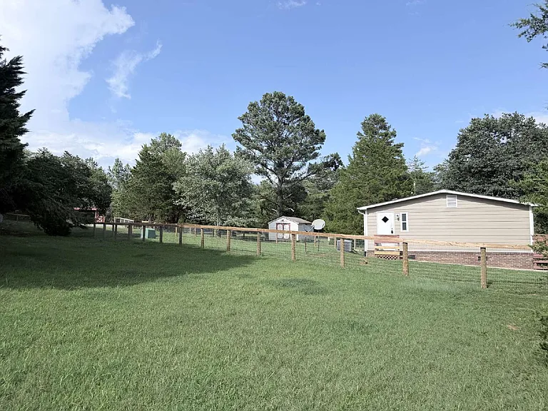 129 Redwood Ln — Photo 48