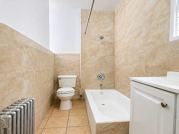 5th image of 1503 Atlantic Ave #2R