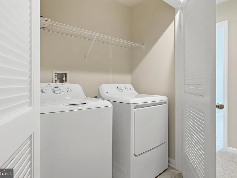 64 Dripping Spring Dr — Photo 15