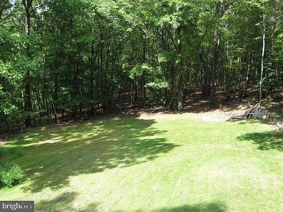 3rd image of 167 Wells Dr