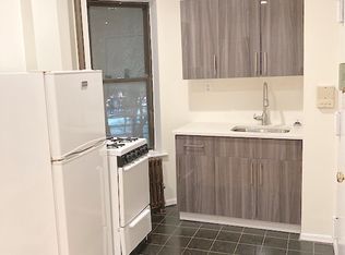 454 W 36th St #2, New York, NY 10018