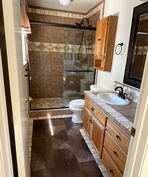 120 Philip Dr — Photo 8