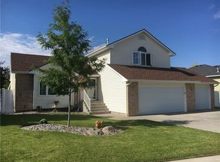 3854 Fairmeadow Dr, Billings, MT 59102