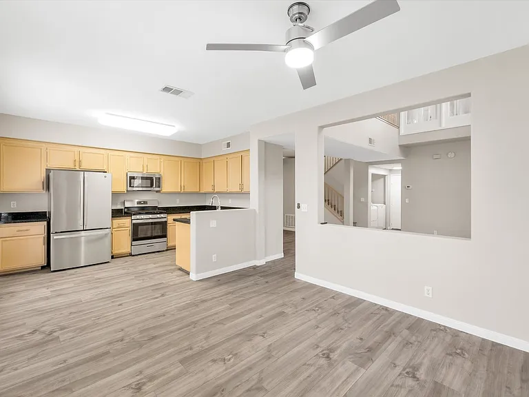 9901 Trailwood Dr #1069 — Photo 11