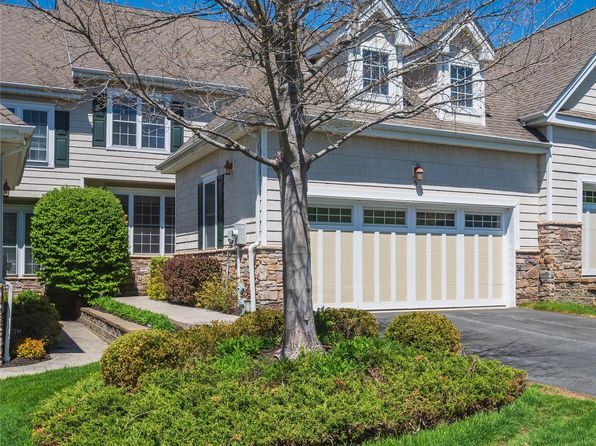 5 Pinehurst Circle, Monroe, NY 10950