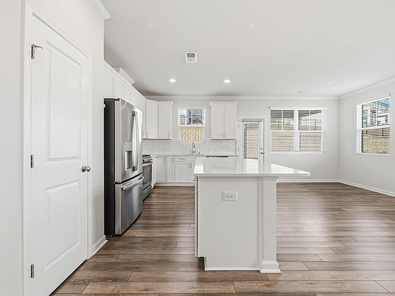 5th image of 1172 Pate Farm Ln