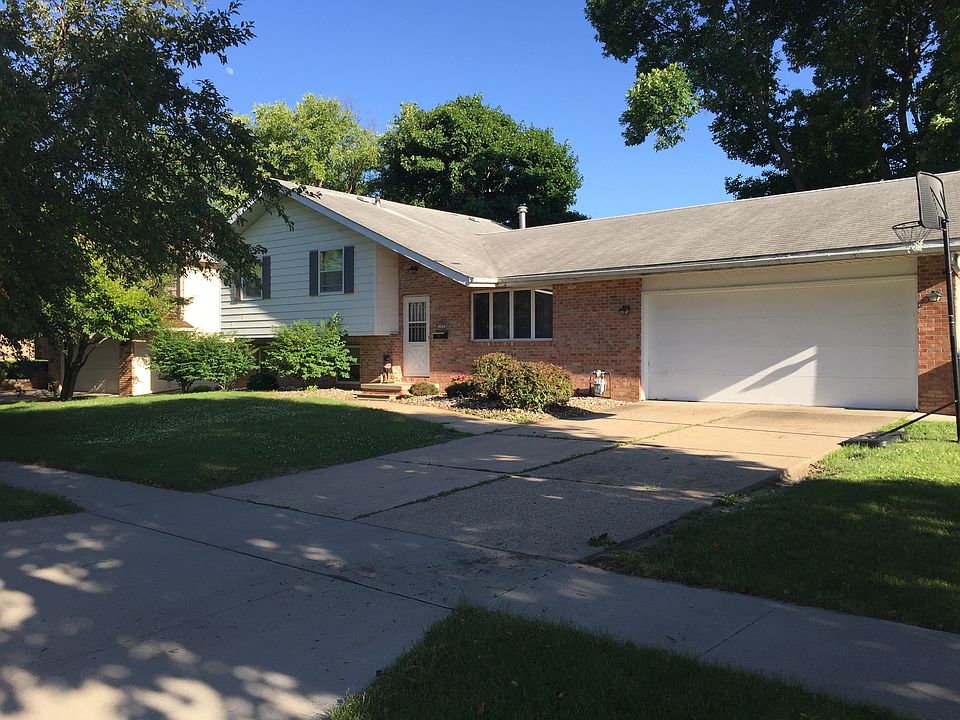 717 SE Uehlamar Dr, Ankeny, IA 50021 | Zillow