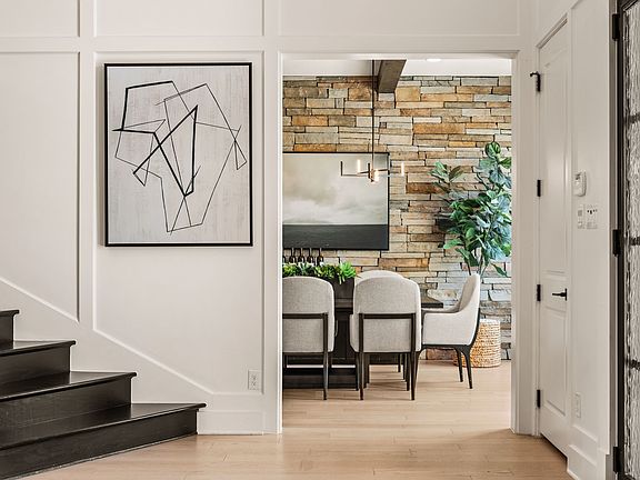 4th image of 4104 Silverstein St