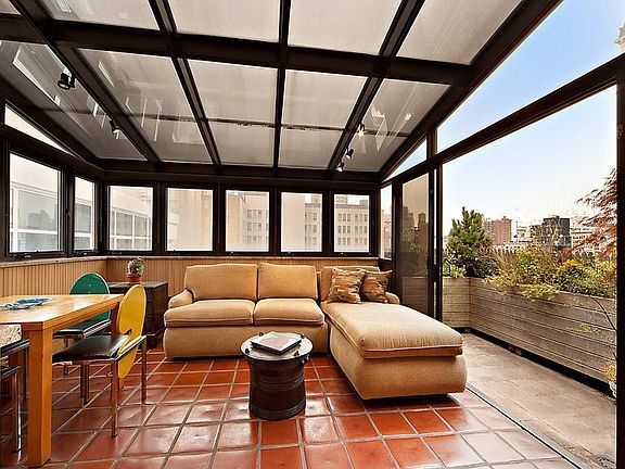 4th image of 61 Irving Pl APT 8A