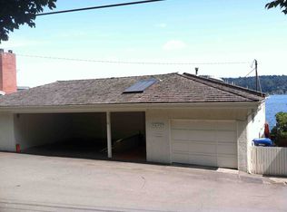 12726 Riviera Pl NE, Seattle, WA 98125