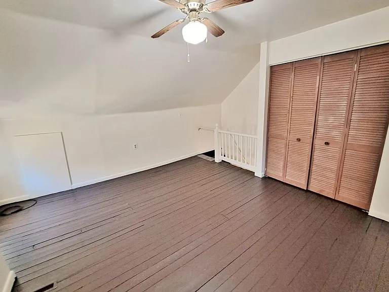 118 S Franklin St — Photo 25