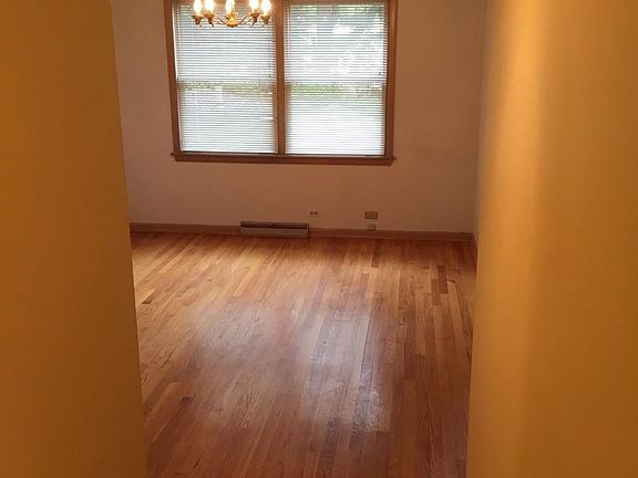 4th image of 412 N Oak Park Ave